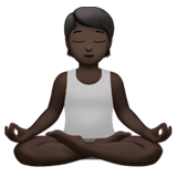 persona en posición de loto: tono de piel oscuro