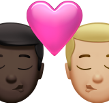 beso: hombre, hombre, tono de piel oscuro, tono de piel claro medio