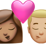 beso: mujer, hombre, tono de piel medio, tono de piel claro medio
