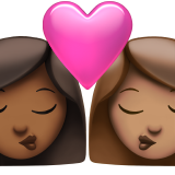 beso: mujer, mujer, tono de piel oscuro medio, tono de piel medio