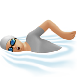 persona nadando: tono de piel claro medio