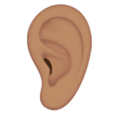 oreja: tono de piel medio
