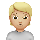 persona frunciendo el ceño: tono de piel claro medio