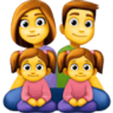 Familia: hombre, mujer, niña, niña - Facebook