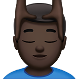 hombre recibiendo masaje: tono de piel oscuro