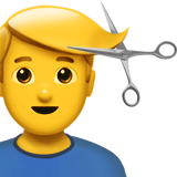 hombre cortándose el pelo