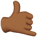 mano haciendo el gesto de llamar: tono de piel oscuro medio