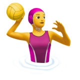 mujer jugando al waterpolo