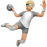 persona jugando al balonmano: tono de piel claro medio